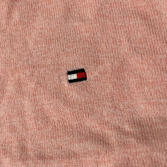 Tommy Hilfiger Men’s Essential Long Sleeve Cotton V-Neck Pullover Sweater - Picture 3 of 13